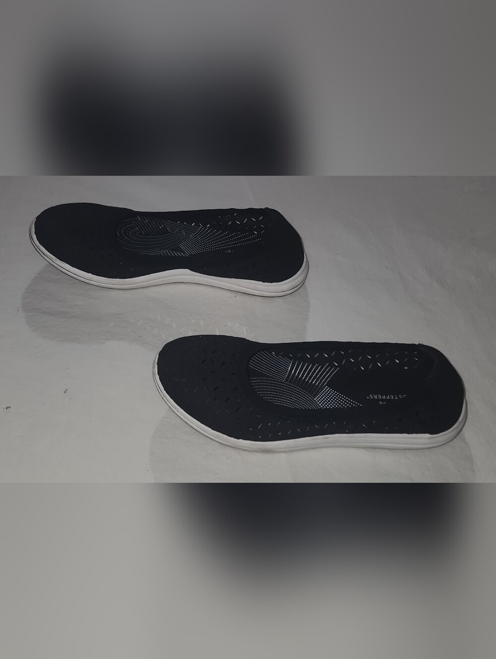 Clarks Women's Black Cloudsteppers Slip-On Comfort Shoes Size 8.5 - Picture 5 of 9